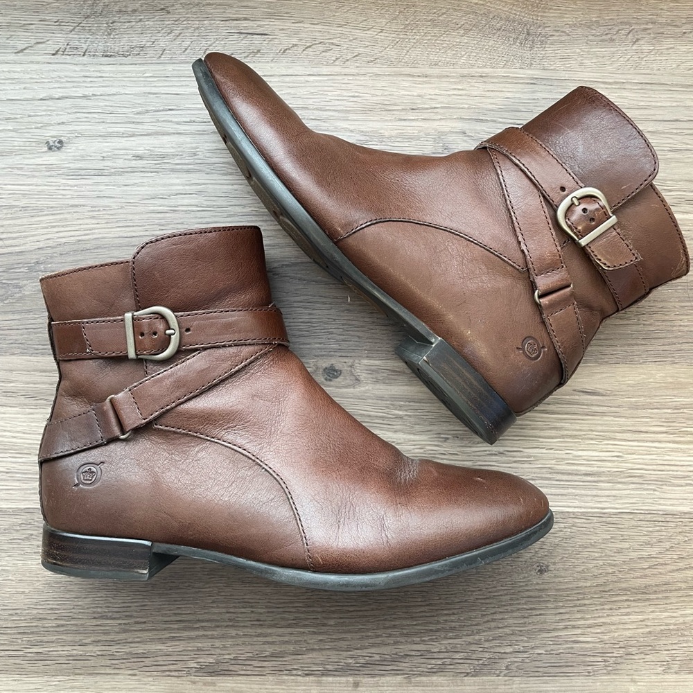 Born Easton Brown Leather Ankle Boots 8 M - Excellent Condition